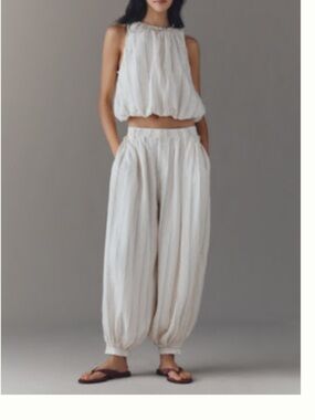 NWT Anthropologie modern Genie linen bubble pants